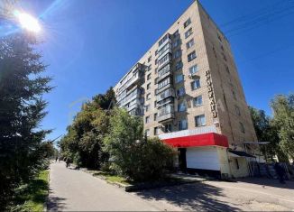 Продается 1-ком. квартира, 27 м2, Смоленск, проспект Строителей, 10