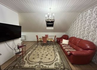 Сдаю в аренду 4-комнатную квартиру, 120 м2, деревня Румянцево, Садовая улица, 85