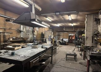 Сдаю торговую площадь, 1420 м2, Прокопьевск, Космическая улица, 27