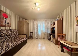 Продам трехкомнатную квартиру, 74.4 м2, Сестрорецк, улица Воскова, 1