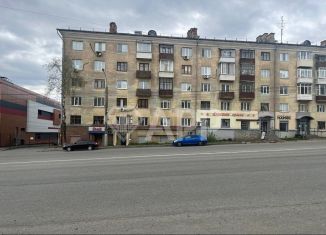 Продаю торговую площадь, 106 м2, Удмуртия, Удмуртская улица, 229