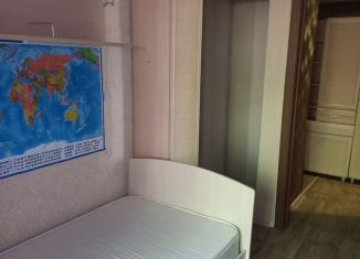 Сдаю в аренду 2-комнатную квартиру, 44 м2, Тольятти, Коммунистическая улица, 55