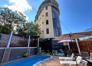 Сдам квартиру студию, 40 м2, Сочи, Волжская улица, 81Б