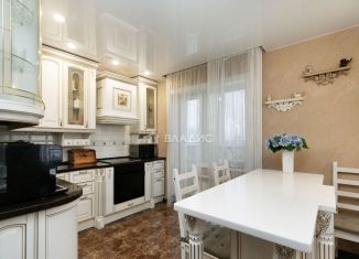 Продам 5-комнатную квартиру, 112.6 м2, Благовещенск, Игнатьевское шоссе, 14/14