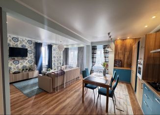 Сдаю 2-ком. квартиру, 60 м2, Калуга, улица Воронина, 28А