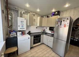 Продается 2-ком. квартира, 45.9 м2, Калужская область, улица Георгия Амелина, 18