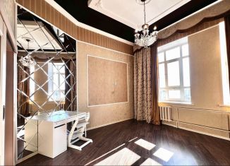 Продам 3-комнатную квартиру, 82 м2, Нефтекамск, улица Ленина, 37