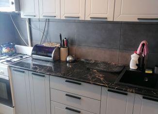 Продается четырехкомнатная квартира, 60.3 м2, Тамбов, улица Чичканова, 18