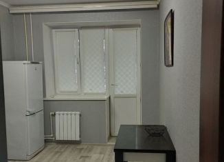 Аренда однокомнатной квартиры, 40 м2, Старый Оскол, микрорайон Дубрава, квартал 3, 33