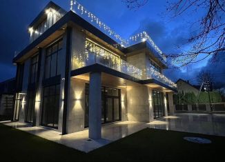 Продаю дом, 190 м2, Краснодарский край, улица Метревели