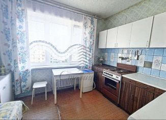 Продаю 2-ком. квартиру, 52 м2, Старый Оскол, микрорайон Ольминского, 5