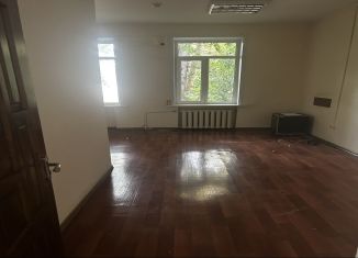 Сдаю в аренду офис, 22 м2, Сочи, улица Яна Фабрициуса, 1