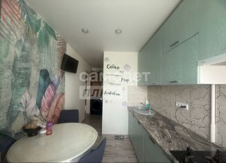 2-ком. квартира на продажу, 43.2 м2, Омская область, улица Калинина, 11