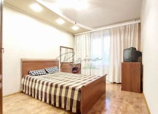 Сдаю в аренду трехкомнатную квартиру, 65 м2, Республика Башкортостан, улица Энтузиастов, 1