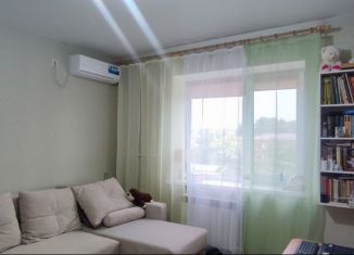 Двухкомнатная квартира на продажу, 40 м2, Ейск, Октябрьская улица, 3