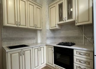 Продам 2-комнатную квартиру, 60 м2, Барнаул, улица Профинтерна, 59А