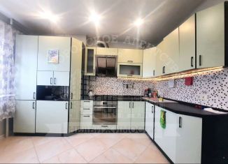 Сдача в аренду 3-ком. квартиры, 75 м2, Калуга, улица Калужского Ополчения, 3к2