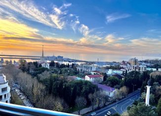 Продаю 2-комнатную квартиру, 62 м2, Сочи, Первомайская улица, 1, микрорайон Центральный