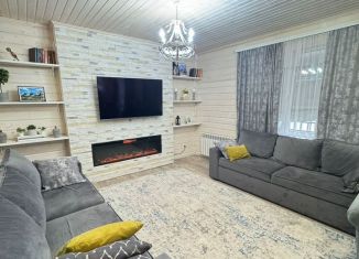 Сдается в аренду дом, 220 м2, Москва, улица Анны Воиновой, 65