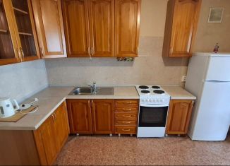 Сдам в аренду 1-комнатную квартиру, 44 м2, Уфа, улица Маршала Жукова, 3/1