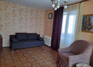 Сдается двухкомнатная квартира, 54 м2, Пенза, улица Кижеватова, 24