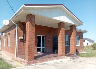 Продам дом, 120 м2, поселок городского типа Черноморский, улица Кутузова