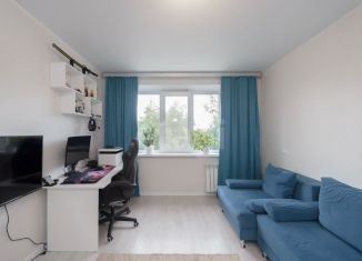 Трехкомнатная квартира на продажу, 65.9 м2, Тюмень, улица 30 лет Победы, 138