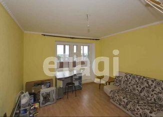Продается 4-ком. квартира, 73 м2, Тюмень, Пролетарская улица, 116