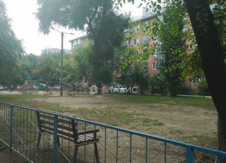 Продаю 3-ком. квартиру, 47 м2, Благовещенск, улица Горького, 190