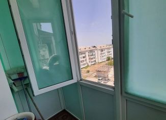 Продаю 3-ком. квартиру, 68.8 м2, Феодосия, улица Степаняна, 63