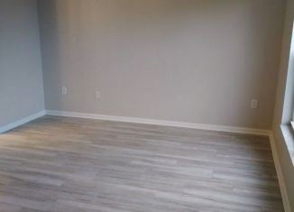 Продается 2-ком. квартира, 71 м2, Дагестан, Майская улица, 30