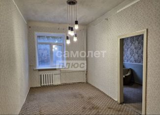 Трехкомнатная квартира на продажу, 63.3 м2, Воронеж, площадь Ленина, 8