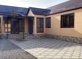 Сдаю в аренду дом, 400 м2, Чечня, Внутренняя улица, 7