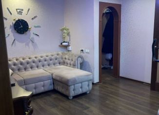 Продажа 2-ком. квартиры, 40.7 м2, Тольятти, улица Жилина, 1А