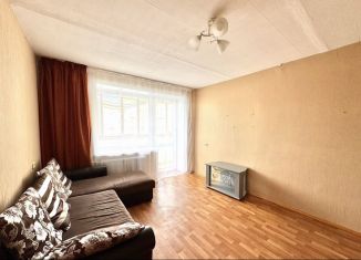 Продаю 2-ком. квартиру, 50.3 м2, Брянск, улица Ромашина, 38/1