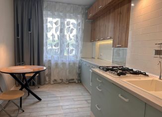 Продажа двухкомнатной квартиры, 57 м2, Калининград, улица Баженова, 13Б