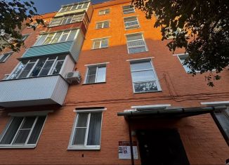Продажа двухкомнатной квартиры, 42.8 м2, Ефремов, улица Свердлова, 59