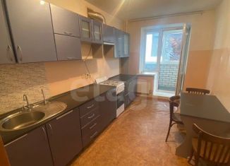 Сдается 3-ком. квартира, 73 м2, Саратов, улица имени П.М. Зыбина, 8