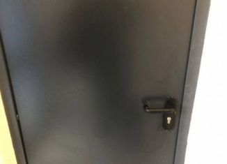 Продаю гараж, 10 м2, Татарстан, улица Родины, 24В