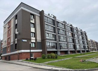 Продается 2-комнатная квартира, 67.9 м2, Киров, Заповедная улица, 5