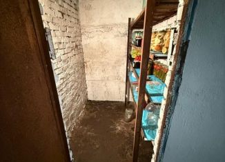 Продается гараж, 10 м2, Барнаул, улица Юрина, 182В