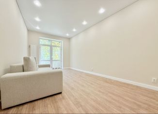 Продаю трехкомнатную квартиру, 77 м2, Ставрополь, проспект Карла Маркса, 13