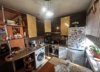 Продаю 2-ком. квартиру, 43.5 м2, Кондопога, Октябрьское шоссе, 15