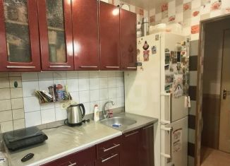 Продам 2-ком. квартиру, 32 м2, Смоленск, улица Попова, 100