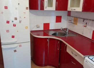 Сдача в аренду 2-ком. квартиры, 60 м2, Пенза, улица Богданова, 61