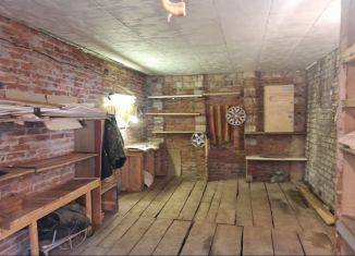 Продаю гараж, 28 м2, Сарапул, улица Калинина