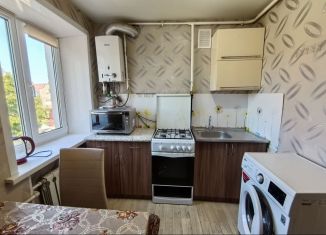 Сдача в аренду 2-комнатной квартиры, 46 м2, Ростов-на-Дону, улица Коммунаров, 33Д