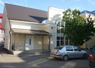 Аренда торговой площади, 80 м2, Гатчина, проспект 25 Октября, 35А