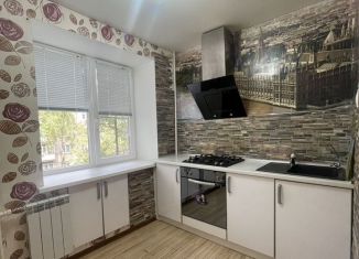 Продажа 2-ком. квартиры, 47.3 м2, Череповец, улица Краснодонцев, 42А