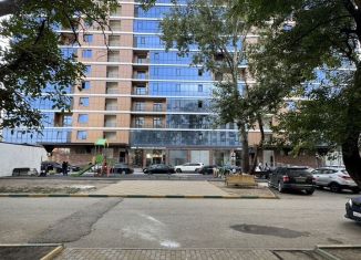 Продается двухкомнатная квартира, 78 м2, Грозный, улица Шейха Дени Арсанова, 50